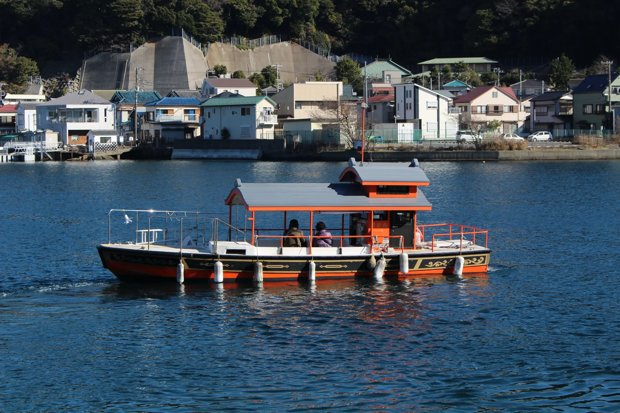 神奈川の金運アップパワースポット：第8位　叶神社　渡し船