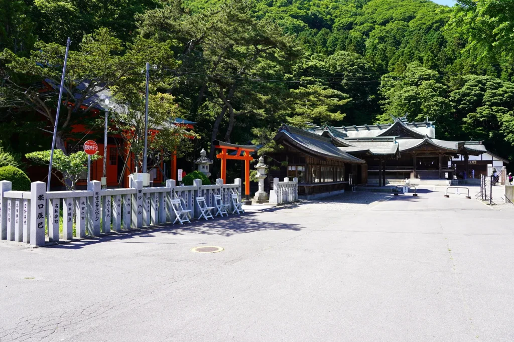 北海道　出世・仕事運　パワースポット：第3位　函館八幡宮　鶴若稲荷神社