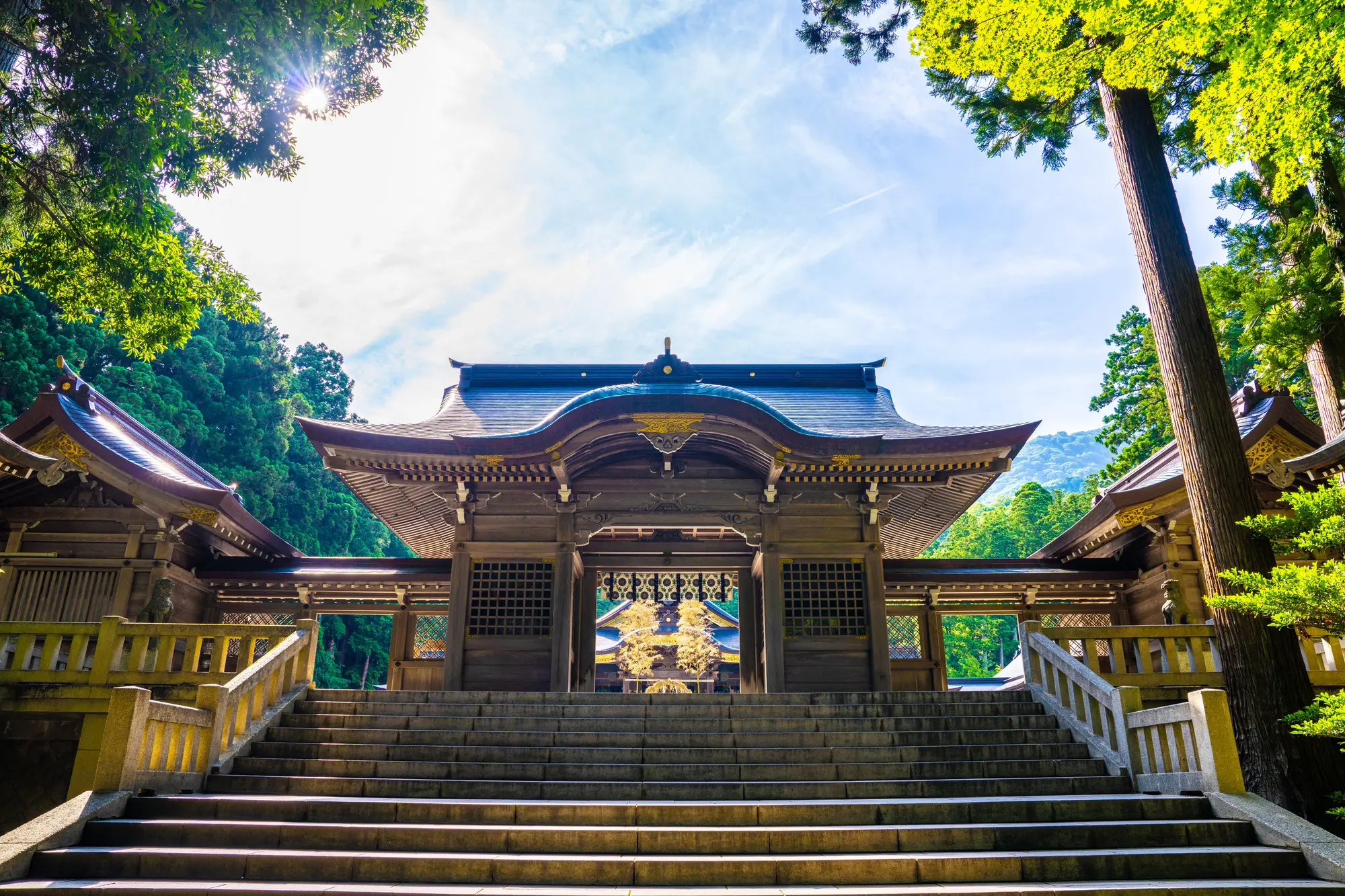 新潟　出世・仕事運　パワースポット：第1位　彌彦神社
