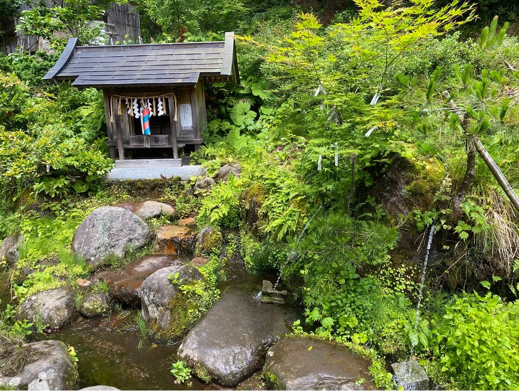 山形　金運　パワースポット：第4位　金峯神社　閼伽井（あかい）の清水