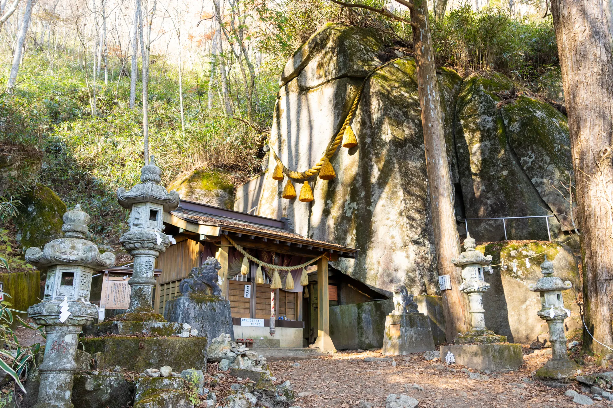 山梨　パワースポット：第10位　石割神社