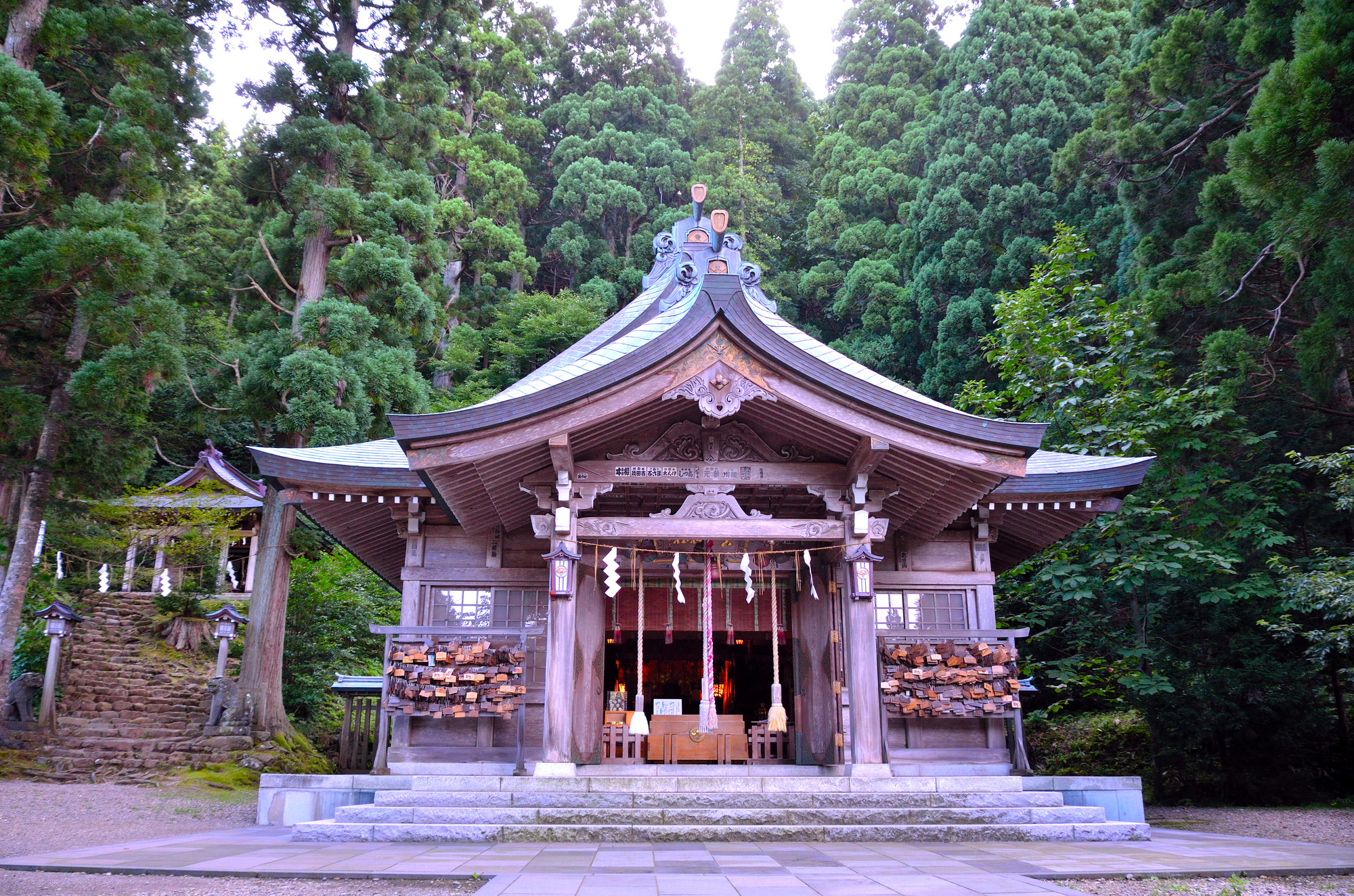 秋田　厄除け・厄払い　パワースポット　第3位　真山神社