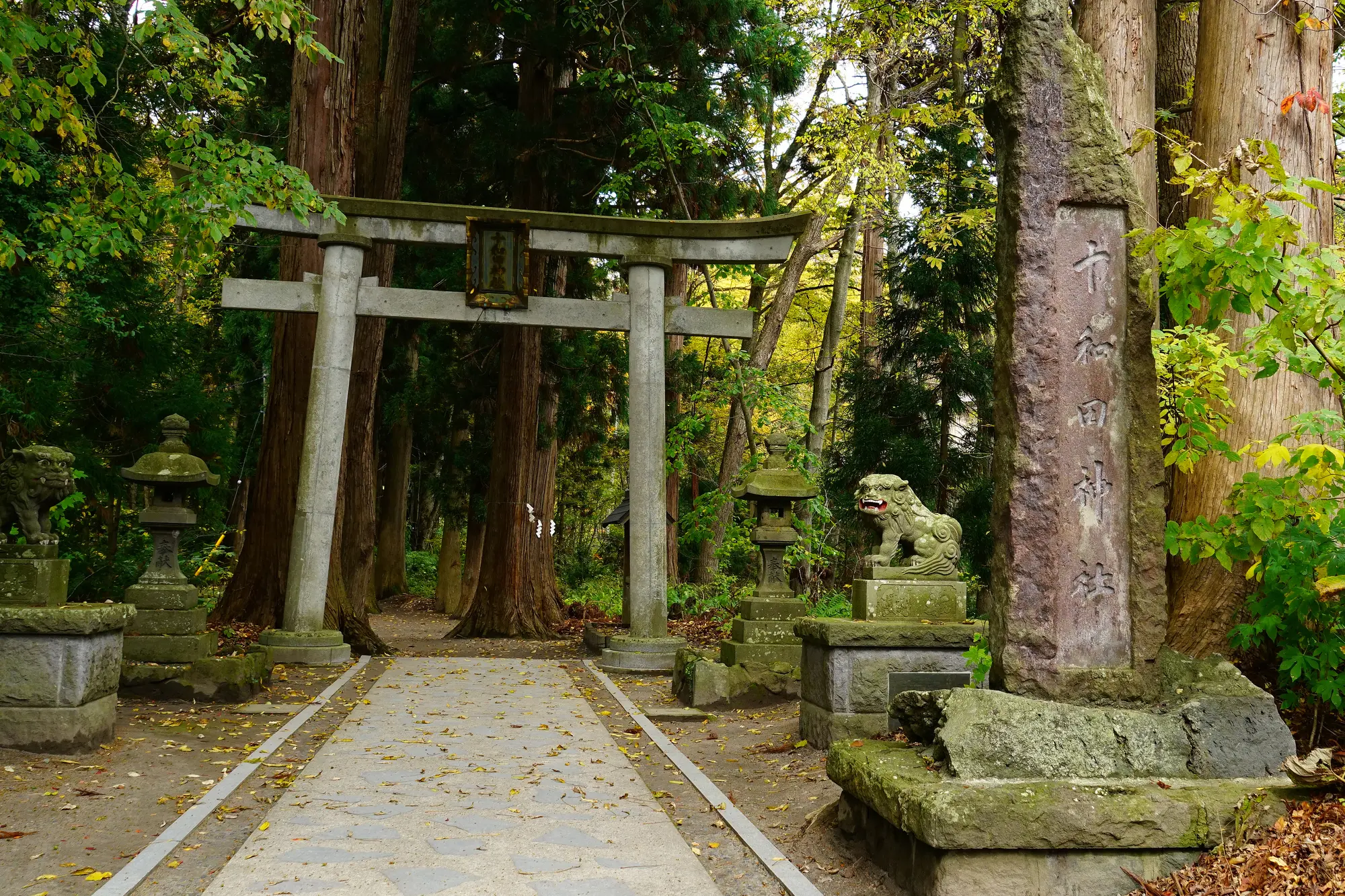 青森　パワースポット：第1位　十和田神社　鳥居