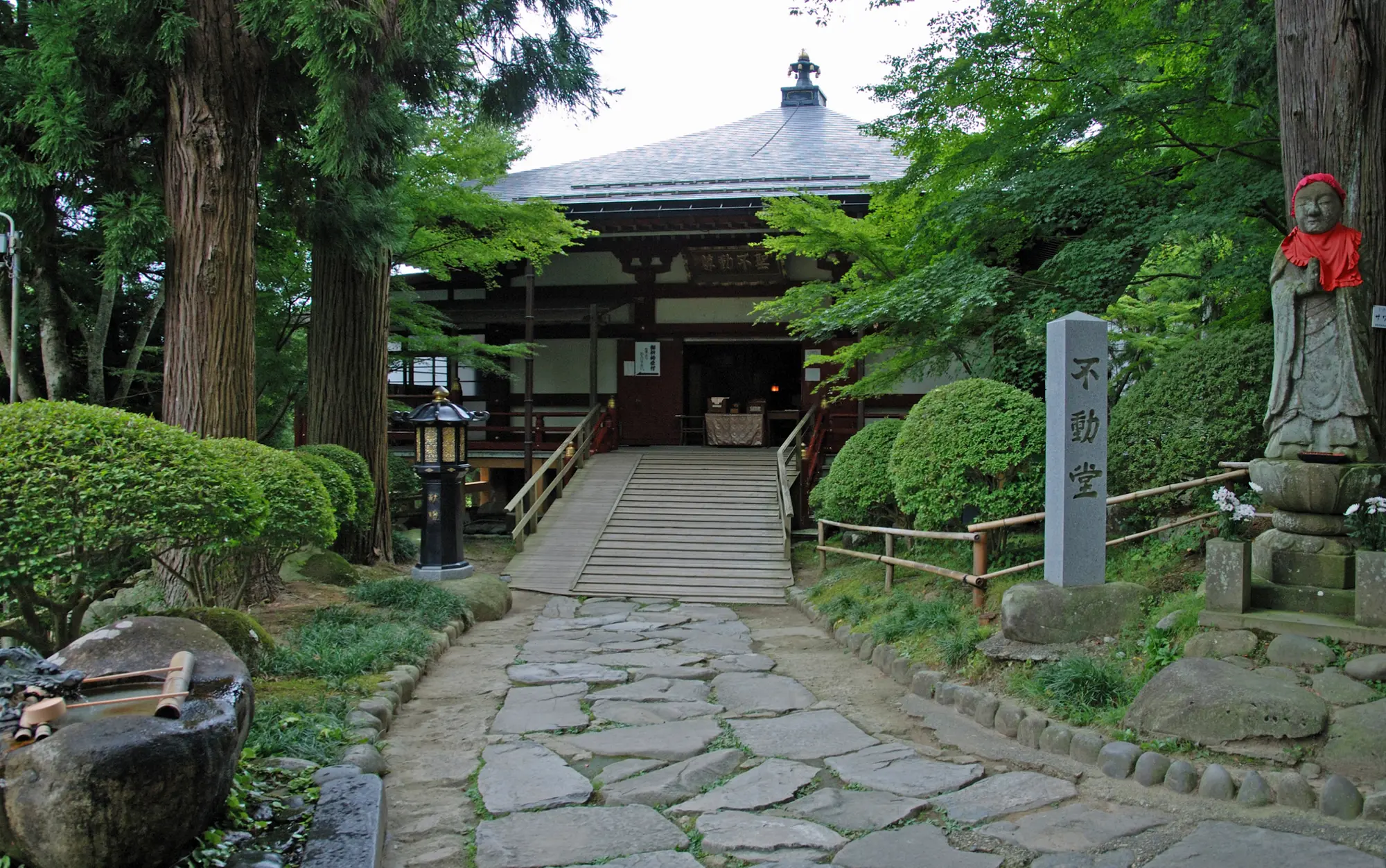 岩手　厄除け・厄払い　パワースポット：第4位　中尊寺　不動堂