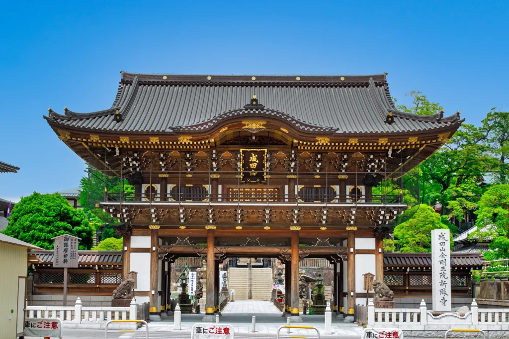 関東　厄除け・厄払い　パワースポット：第5位　成田山新勝寺　総門